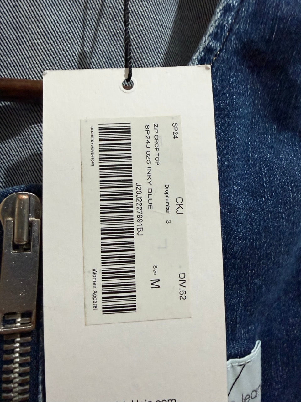 Calvin Klein Jeans Denim Zip-Up Crop Vest – Medium Wash Blue | Size M | Brand New with Tags >50% off!